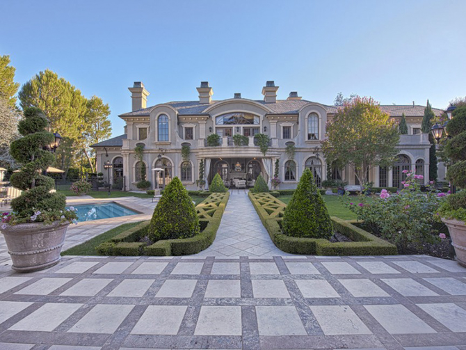 The most amazing celebrity homes