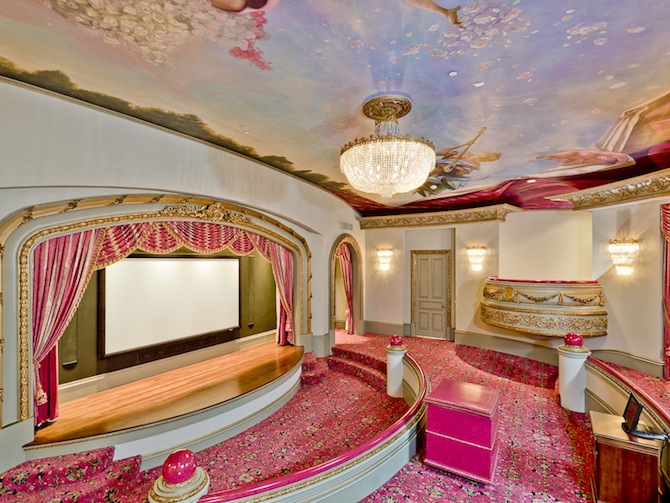 chanel-inspired-closet-comes-with-mansion-in-texas-pink-theater