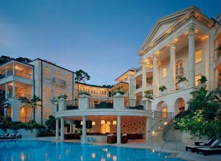 15 Most Beautiful and Expensive Celebrity Homes ➤ To see more news about The Most Expensive Homes around the world visit us at www.themostexpensivehomes.com #mostexpensive #mostexpensivehomes #themostexpensivehomes @expensivehomes