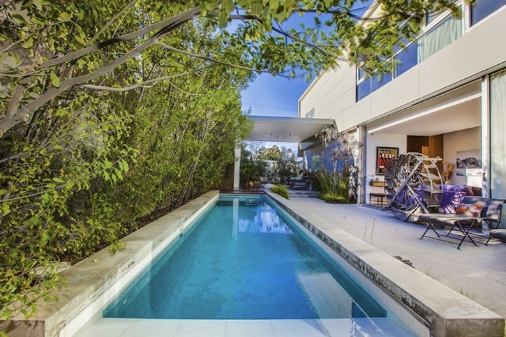Inside Celebrity Houses: Inside Emilia Clarke's New $4.6 Million House ➤ To see more news about The Most Expensive Homes around the world visit us at www.themostexpensivehomes.com #mostexpensive #mostexpensivehomes #themostexpensivehomes @expensivehomes