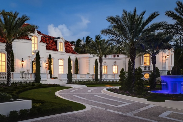 Luxury Neighborhood: this Palm Beach Villa Is a Bargain at $74.5M ➤ To see more news about The Most Expensive Homes around the world visit us at www.themostexpensivehomes.com #mostexpensive #mostexpensivehomes #themostexpensivehomes @expensivehomes
