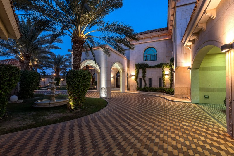 Meet the Stunning Bahrain Luxury Real Estate ➤ To see more news about The Most Expensive Homes around the world visit us at www.themostexpensivehomes.com #mostexpensive #mostexpensivehomes #themostexpensivehomes @expensivehomes