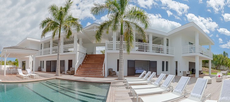 This Stunning Luxurious Home in St Martin is on the Market For €8 Million ➤ To see more news about The Most Expensive Homes around the world visit us at www.themostexpensivehomes.com #mostexpensive #mostexpensivehomes #themostexpensivehomes @expensivehomes