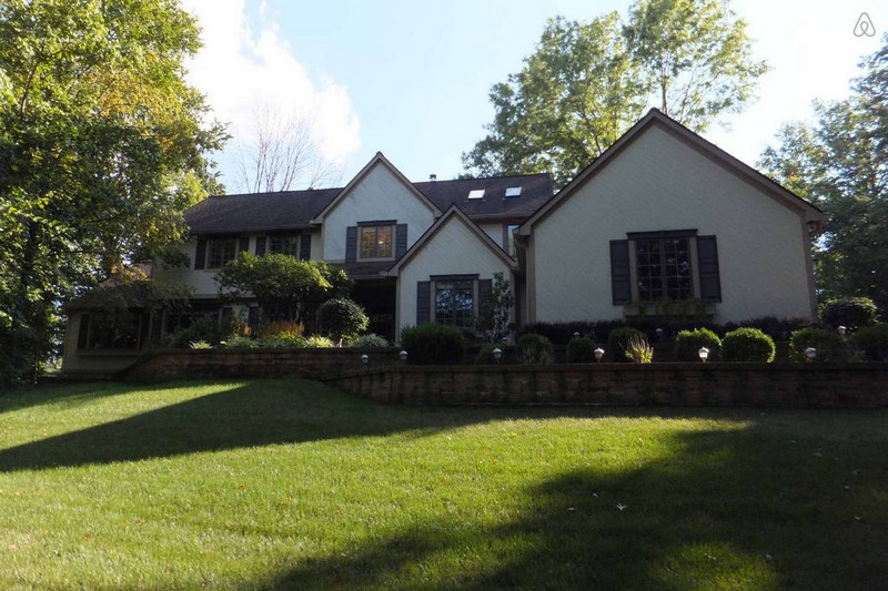 Explore the 52 Most Successful Airbnbs in the USA - LUXURY REAL ESTATE ➤ To see more news about The Most Expensive Homes around the world visit us at www.themostexpensivehomes.com #mostexpensive #mostexpensivehomes #themostexpensivehomes @expensivehomes