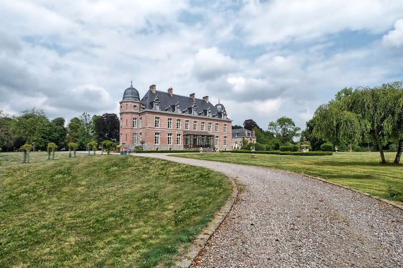 For €5.3M You'll Have a Whole French Castle to Call Home Sweet Home - Luxury Real Estate - French Castle for Sale ➤ To see more news about The Most Expensive Homes around the world visit us at www.themostexpensivehomes.com #mostexpensive #mostexpensivehomes #themostexpensivehomes #celebrityhomes @expensivehomes