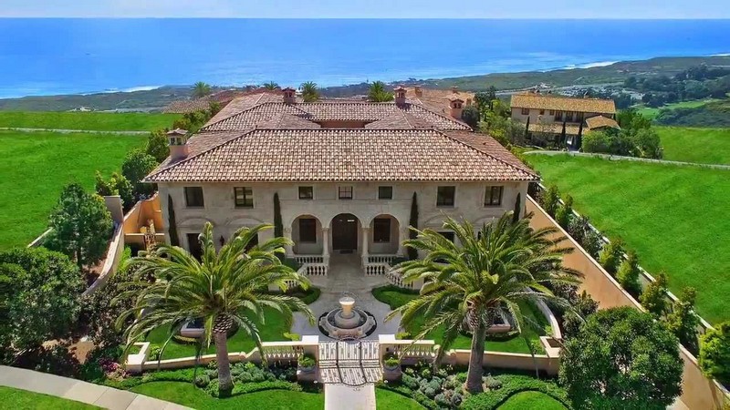 Get to Know the 35 America's Most Expensive ZIP Codes 2017 - Luxury Real Estate - Celebrity Homes - Luxury Neighborhoods ➤ Explore The Most Expensive Homes around the world on our website! #mostexpensive #mostexpensivehomes #themostexpensivehomes #luxuryrealestate #luxuryneighborhoods #MostExpensiveZIPCodes #ExpensiveZIPCodes #celebrityhomes @expensivehomes