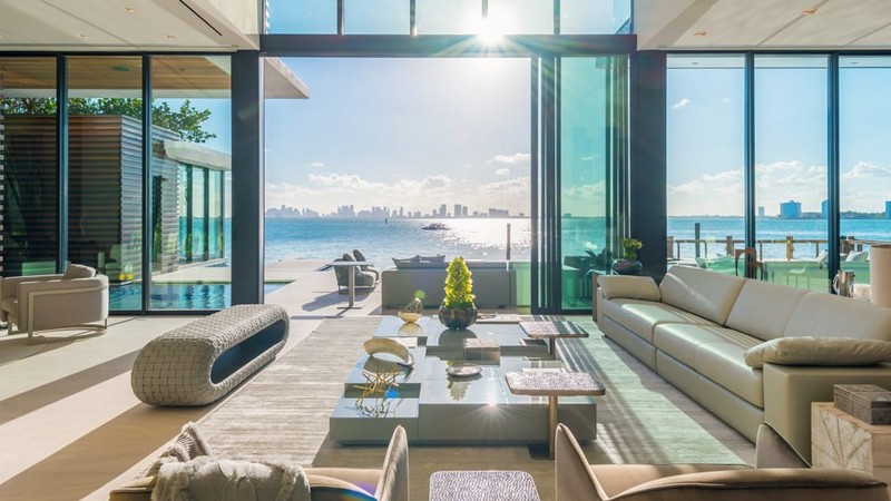 This Luxury Miami Beach Estate for Sale and Can be Yours - Luxury Miami Beach Real Estate - Luxury Real Estate - Luxury Neighborhoods - celebrity homes 2018 ➤ Explore The Most Expensive Homes around the world on our website! #mostexpensive #mostexpensivehomes #themostexpensivehomes #luxuryrealestate #luxuryneighborhoods #celebrityhomes @expensivehomes
