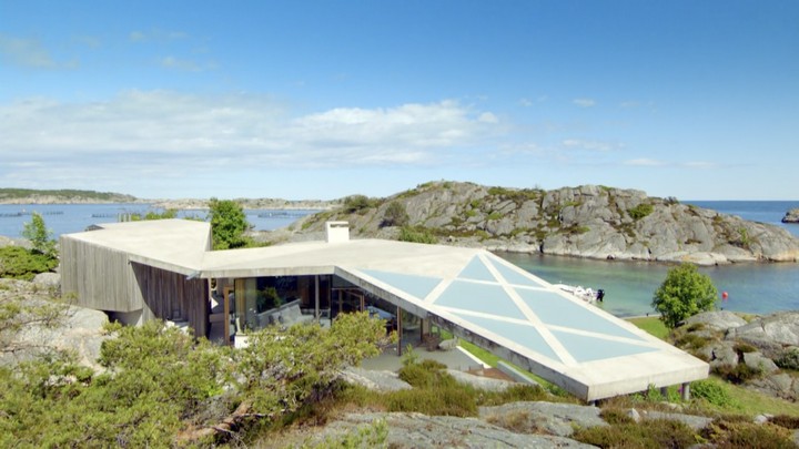 Check Out The World's Most Extraordinary Homes On Netflix and BBC 7
