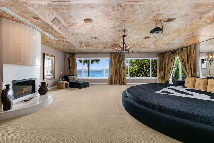 Shaquille O'Neal's Orlando Mansion Hits the Market for $28 Million 3