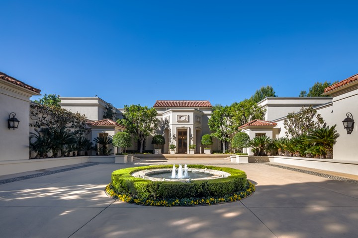 Top 10 Most Expensive Homes Currently for Sale in Los Angeles 3