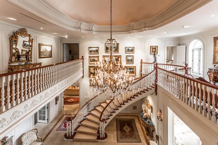 Step Inside One of the Most Expensive Homes in Canada 5