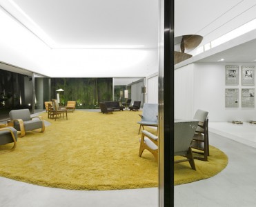 Cubo House by Isay Weinfeld
