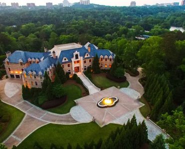 Tyler Perry’s Atlanta Stunning Mansion Just Sold for $17.5 Million ➤ To see more news about The Most Expensive Homes around the world visit us at www.themostexpensivehomes.com #mostexpensive #mostexpensivehomes #themostexpensivehomes @expensivehomes