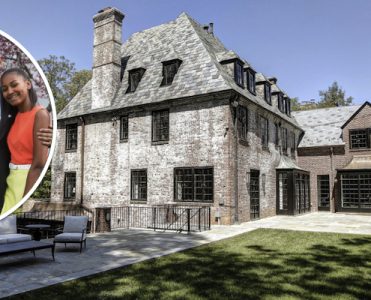 Take a Peek Inside the Marvelous Obamas' New House | CELEBRITY HOMES ➤ To see more news about The Most Expensive Homes around the world visit us at www.themostexpensivehomes.com #mostexpensive #mostexpensivehomes #themostexpensivehomes @expensivehomes