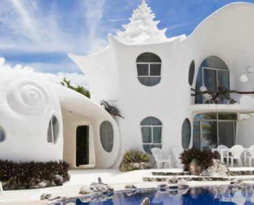 Luxury Travel Destinations - Top 10 Most Expensive Homes on Airbnb ➤ To see more news about The Most Expensive Homes around the world visit us at www.themostexpensivehomes.com #mostexpensive #mostexpensivehomes #themostexpensivehomes #luxuryrealestate #celebrityhomes @expensivehomes