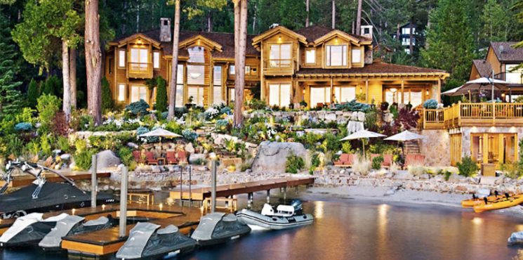 The 10 Most Expensive Homes in the World to Invest in Luxury Property - Luxury Real Estate - Luxury Neighborhoods ➤ Explore The Most Expensive Homes around the world on our website! #mostexpensive #mostexpensivehomes #themostexpensivehomes #luxuryrealestate #luxuryneighborhoods #realestate #celebrityhomes @expensivehomes