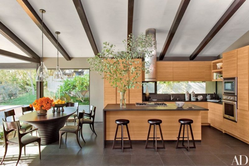 Get A Glimpse At The Brand New Home Of John Legend And Chrissy Teigen!