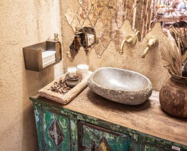 Showrooms That Impress: Madrid Displays to Die for