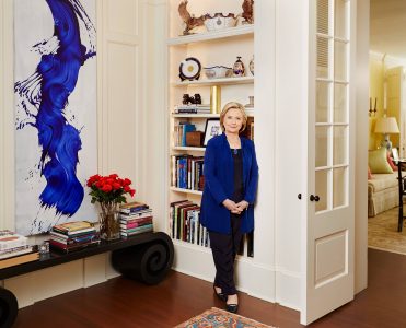 Take a look at Bill and Hillary Clinton's home
