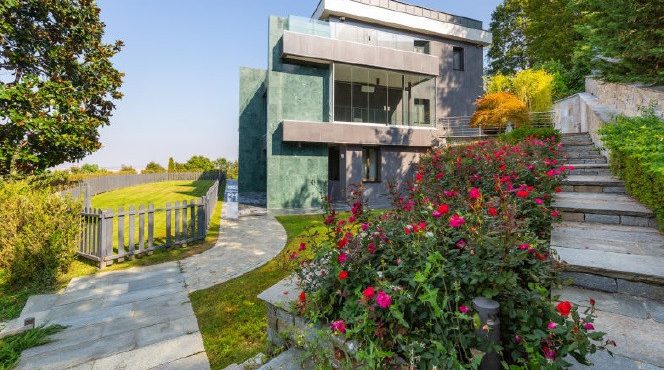 Cristiano Ronaldo's Private Italian Mansion