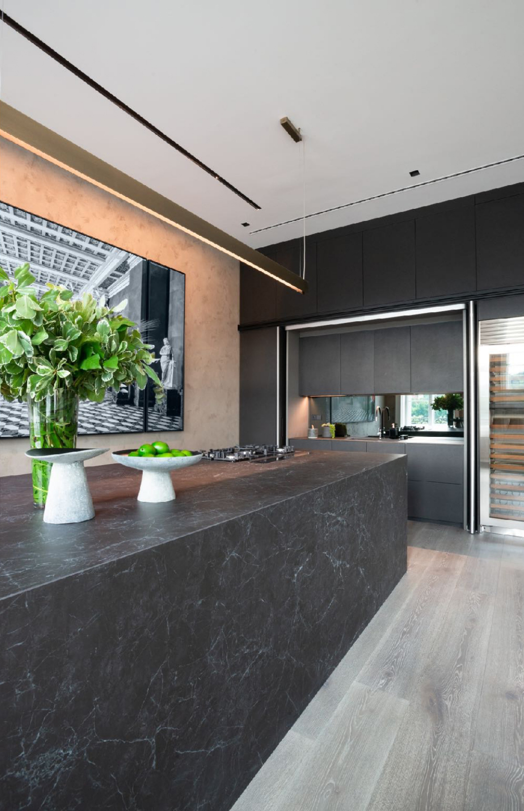 A Cosmopolitan Exquisite Residence by UZCA Designs