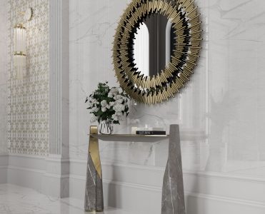 Luxurious And Sophisticated Hallway 