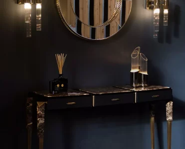 A Bold And Magnificent Entryway