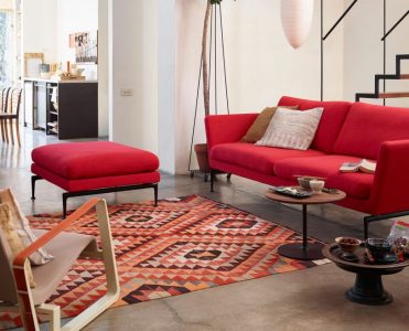 Suita: A Sofa With A Technological Aesthetic