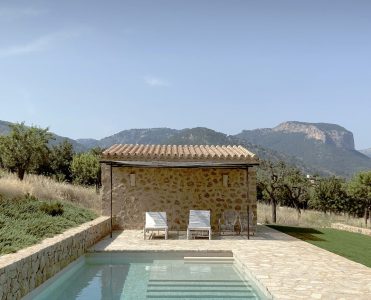 Jorge Bibiloni Studio: Luminous Interior Design