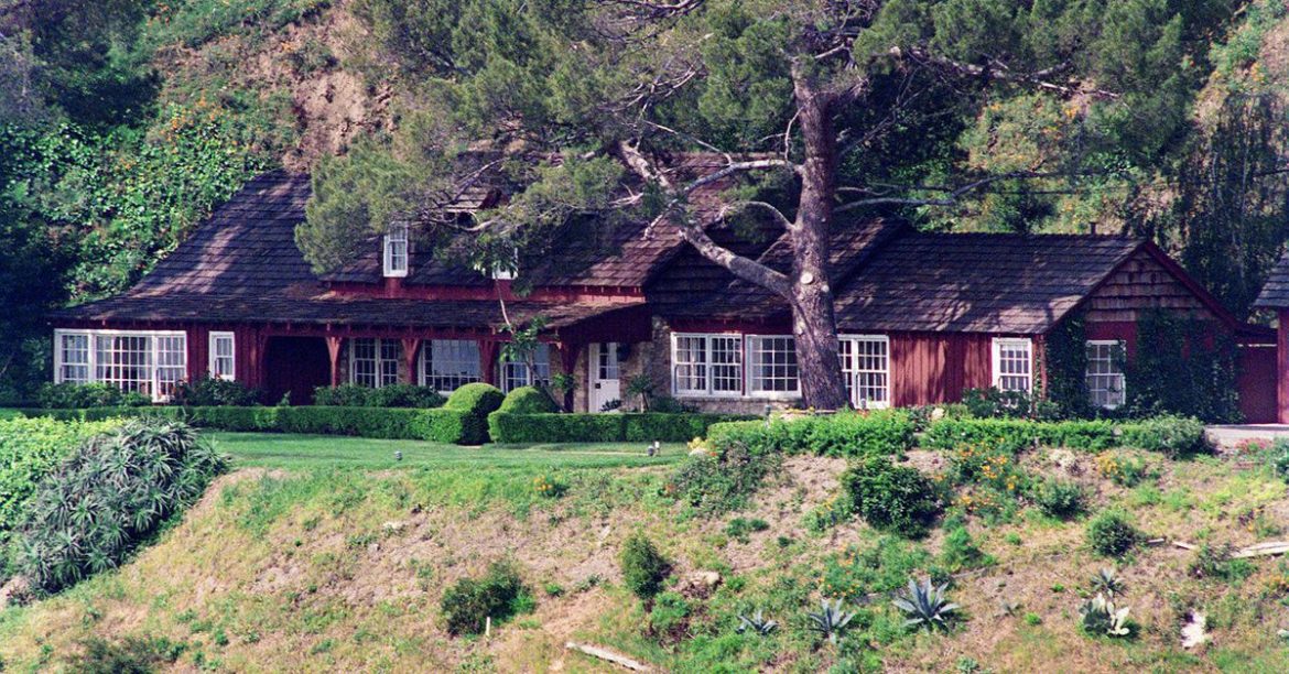 Old Hollywood Luxury: Sharon Tate's Former Property Is On The Market