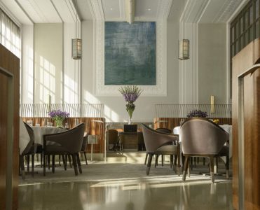 Experience Elegance: High-End Restaurants with Unforgettable Ambiance