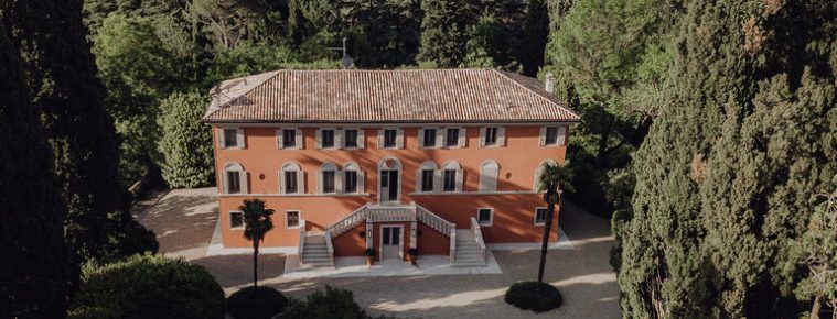Luxury Hotel Destinations: Relais Roncolo 1888 in the Countryside