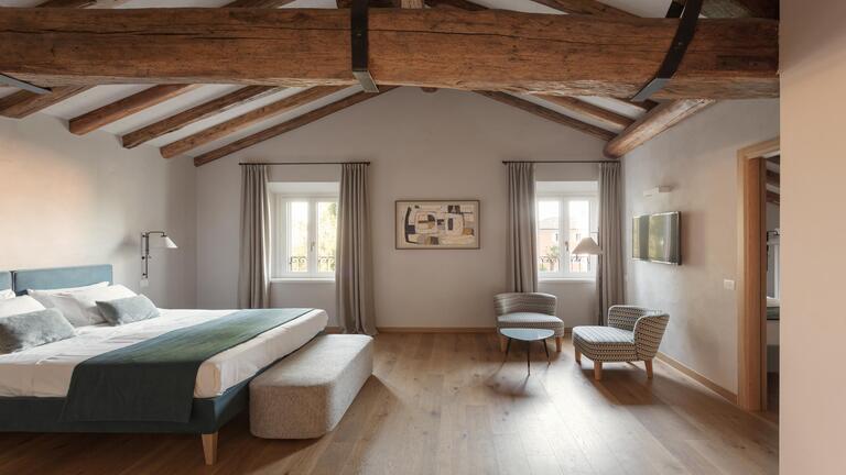 Luxury Hotel Destinations: Relais Roncolo 1888 in the Countryside