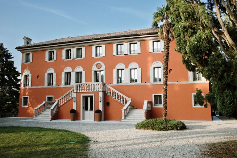 Luxury Hotel Destinations: Relais Roncolo 1888 in the Countryside