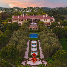 This Peter Marino-Designed Home Has a $400M Price Tag. It's a Beauty!