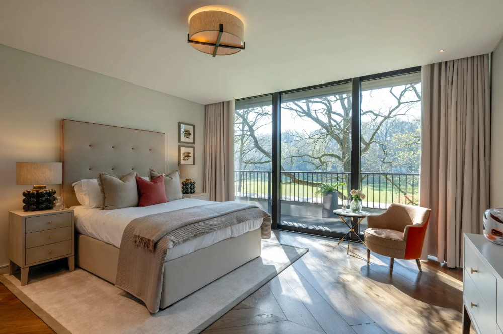 Ariana Grande's Rented London Penthouse Hits the Market for £17M