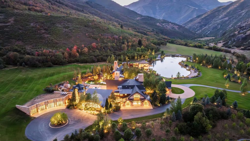 This Is the Real Estate for You If You Love The Lord of the Rings