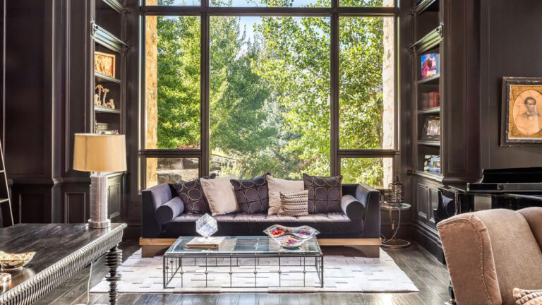 This Is the Real Estate for You If You Love The Lord of the Rings